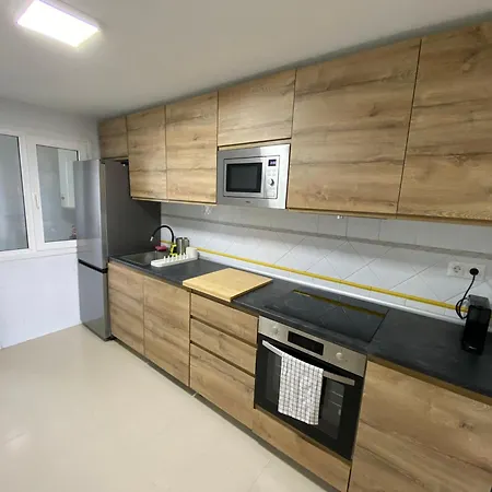Mimosas Cabopino 公寓 *